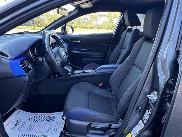 2021 Toyota C-HR LE FWD - 22927873 - 10