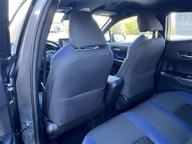 2021 Toyota C-HR LE FWD - 22927873 - 12