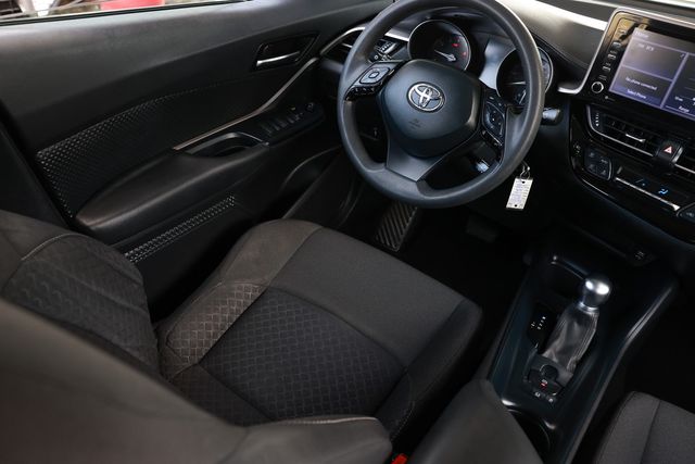 2021 Toyota C-HR LE FWD - 22995871 - 22