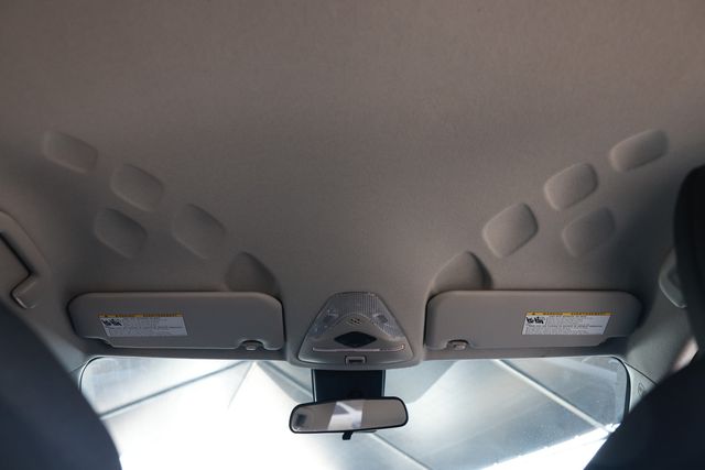 2021 Toyota C-HR LE FWD - 22995871 - 25