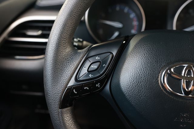 2021 Toyota C-HR LE FWD - 22995871 - 28