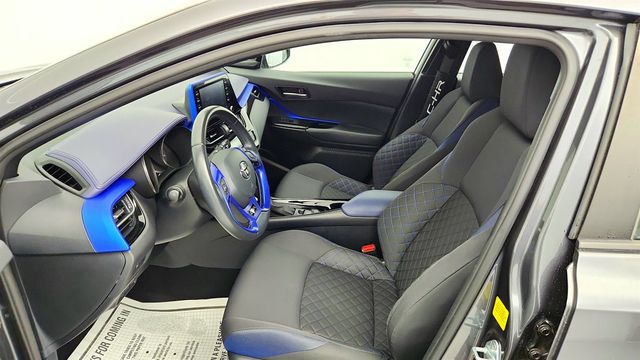 2021 Toyota C-HR XLE - 23020891 - 18