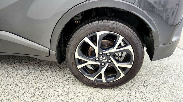 2021 Toyota C-HR XLE - 23020891 - 8