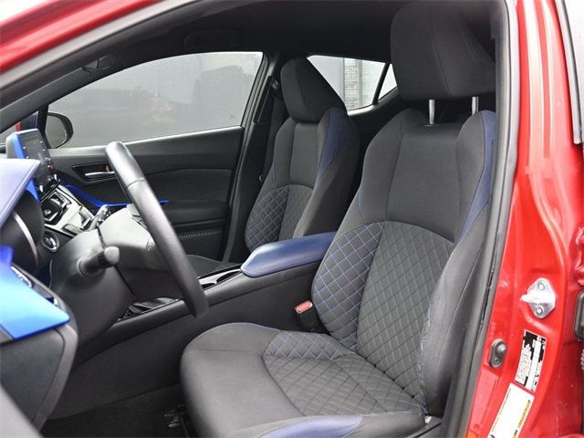 2021 Toyota C-HR XLE FWD - 22941776 - 9