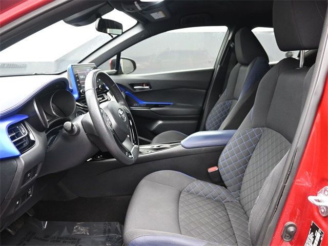 2021 Toyota C-HR XLE FWD - 22941776 - 10