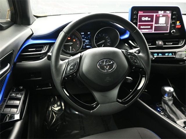 2021 Toyota C-HR XLE FWD - 22941776 - 18