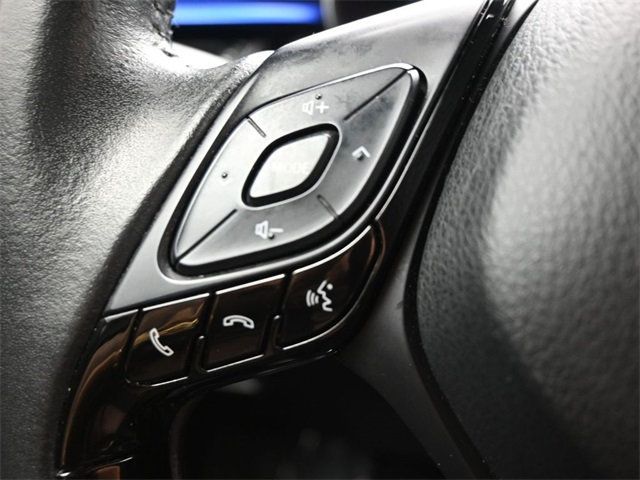 2021 Toyota C-HR XLE FWD - 22941776 - 25