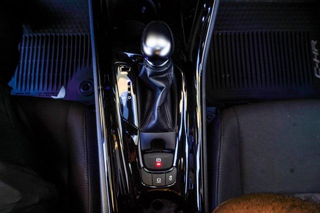 2021 Toyota C-HR XLE FWD - 22919450 - 14