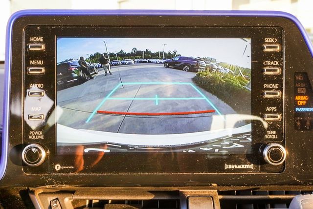 2021 Toyota C-HR XLE FWD - 22919450 - 19