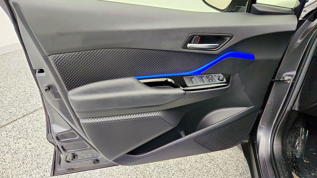 2021 Toyota C-HR XLE FWD - 22964421 - 9