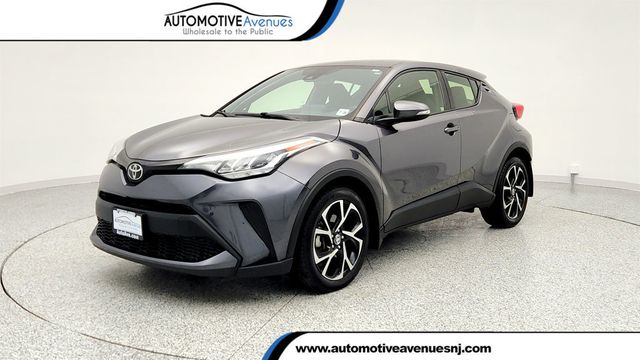 2021 Toyota C-HR XLE with Audio Plus - 22964421 - 0