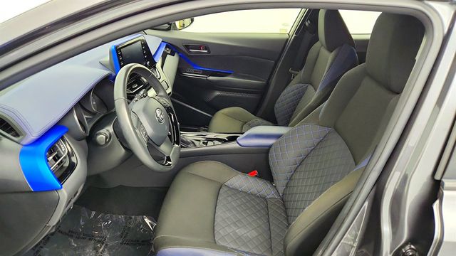 2021 Toyota C-HR XLE with Audio Plus - 22964421 - 18
