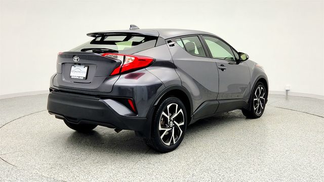 2021 Toyota C-HR XLE with Audio Plus - 22964421 - 4