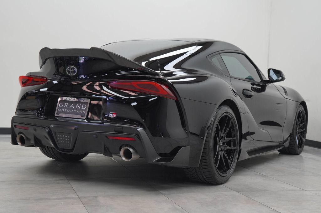Toyota Supra photo 13
