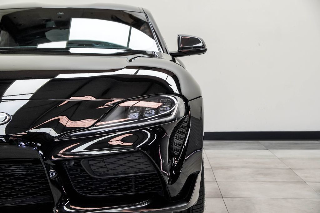 Toyota Supra photo 6