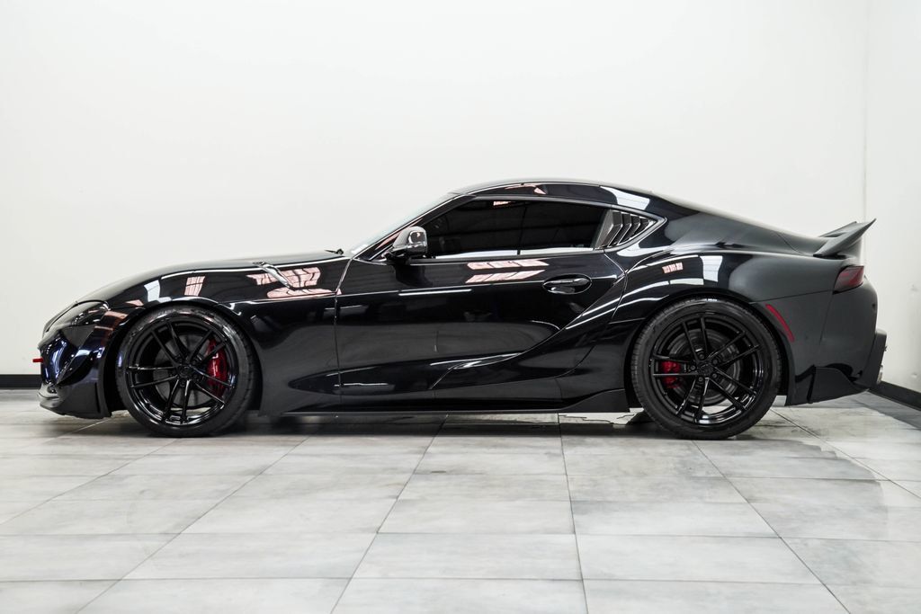 Toyota Supra photo 9