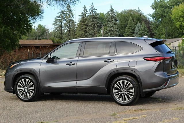 2021 Toyota Highlander AWD PLATINUM W/ DVD, NAVIGATION, NEW TIRES - 23070875 - 17