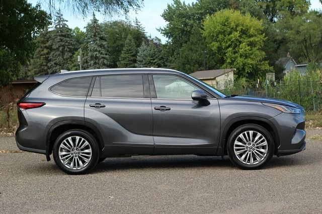 2021 Toyota Highlander AWD PLATINUM W/ DVD, NAVIGATION, NEW TIRES - 23070875 - 1
