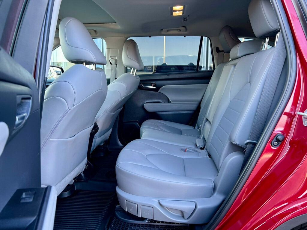 2021 Toyota Highlander Hybrid XLE AWD - 22901576 - 16