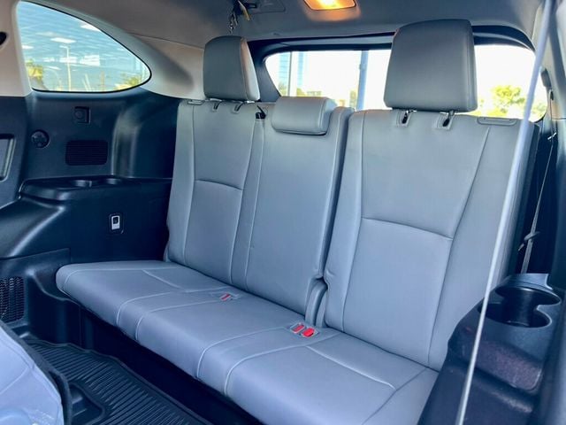 2021 Toyota Highlander Hybrid XLE AWD - 22901576 - 17