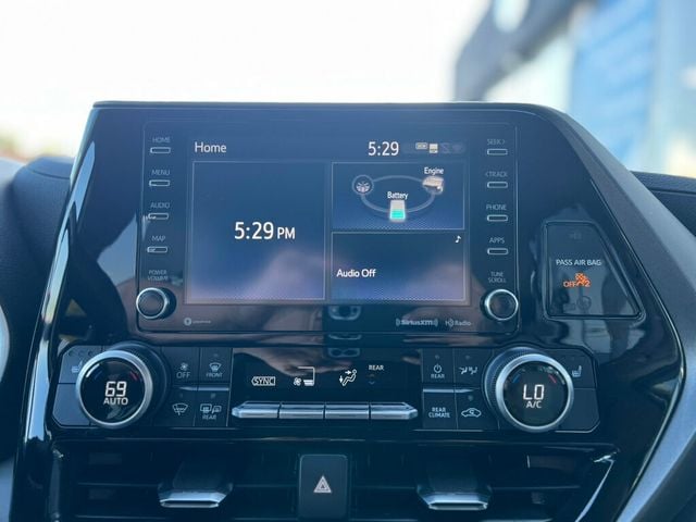 2021 Toyota Highlander Hybrid XLE AWD - 22901576 - 22