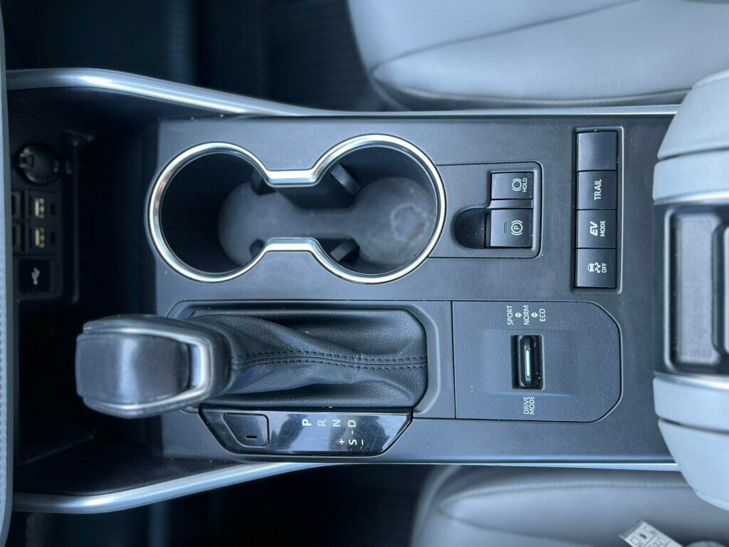 2021 Toyota Highlander Hybrid XLE AWD - 22901576 - 26