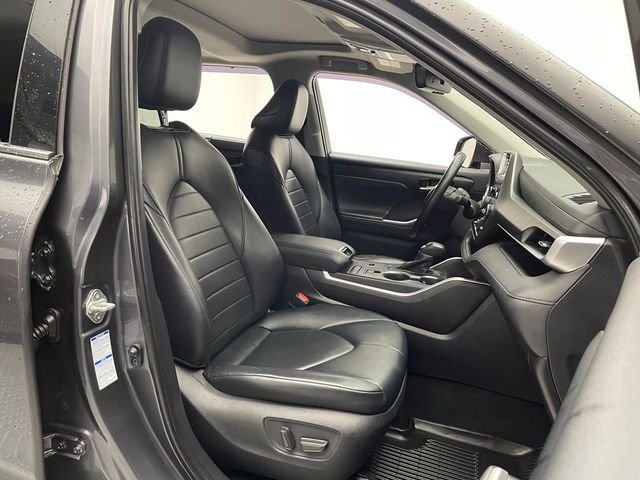 2021 Toyota Highlander Hybrid XLE AWD - 22932109 - 17
