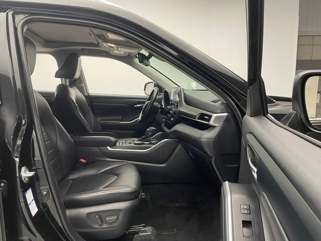 2021 Toyota Highlander Hybrid XLE AWD - 22963650 - 16
