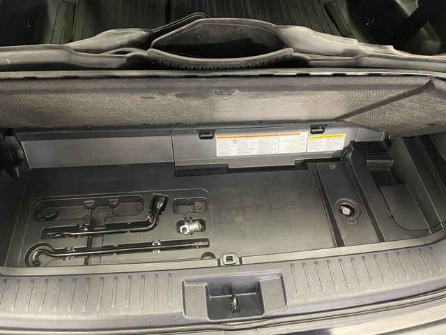 2021 Toyota Highlander Hybrid XLE AWD - 22963650 - 43