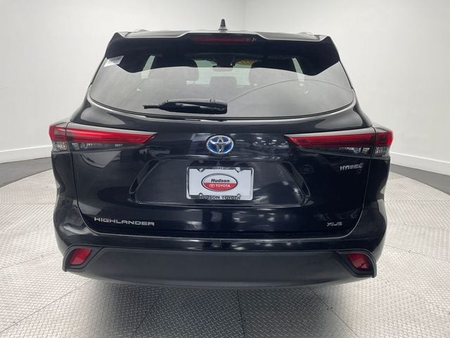 2021 Toyota Highlander Hybrid XLE AWD - 22963650 - 5