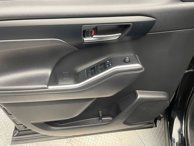 2021 Toyota Highlander Hybrid XLE AWD - 22963650 - 8