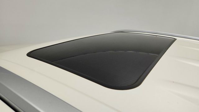 2021 Toyota Highlander Hybrid XLE AWD - 23012268 - 9