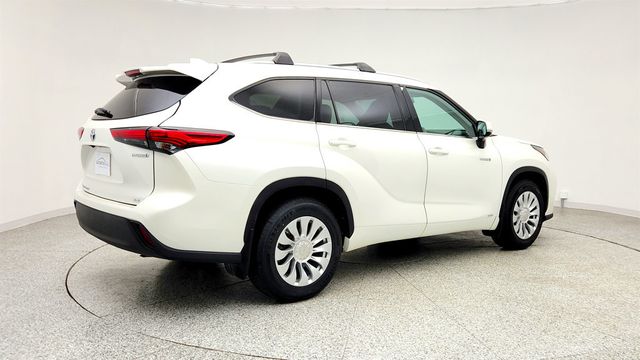 2021 Toyota Highlander Hybrid XLE AWD - 23012268 - 4