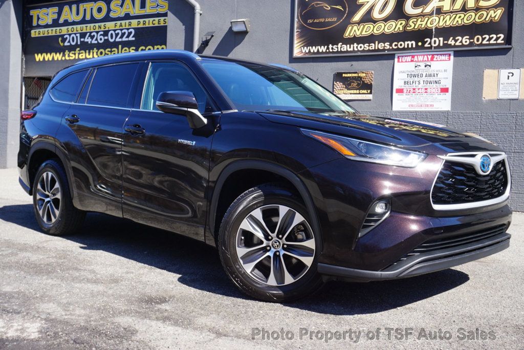 2021 Toyota Highlander Hybrid XLE CARPLAY REAR CAMERA LEATHER SUNROOF 3RD SEAT LOADED!! - 23002925 | Video 1
