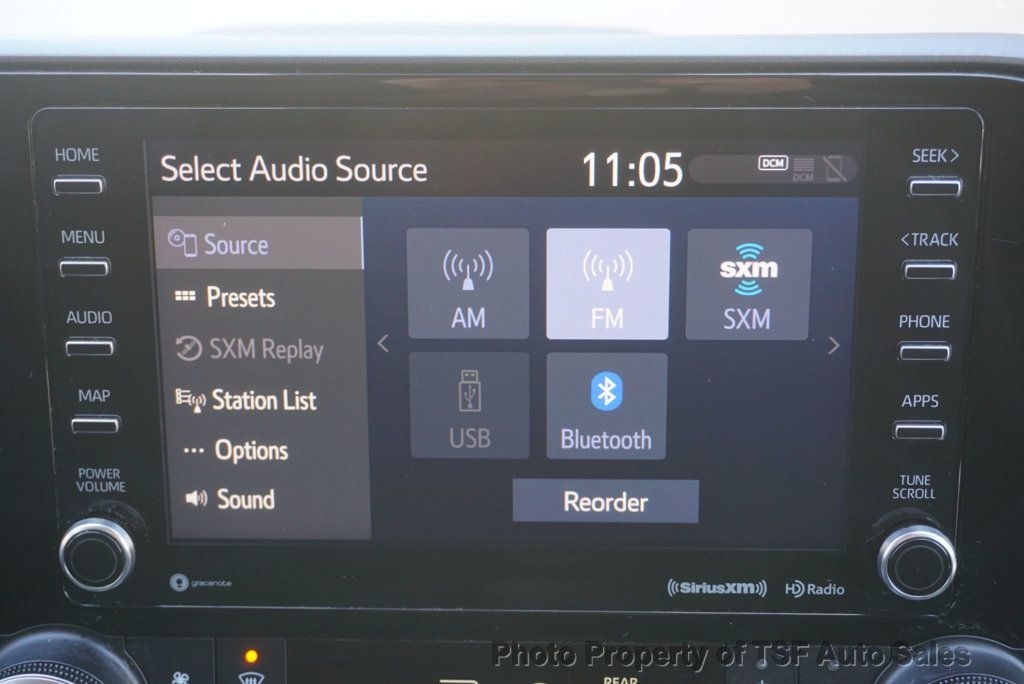 2021 Toyota Highlander Hybrid XLE CARPLAY REAR CAMERA LEATHER SUNROOF 3RD SEAT LOADED!! - 23002925 - 23