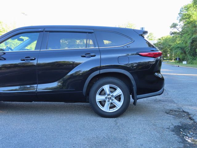 2021 Toyota Highlander L AWD - 23038403 - 11