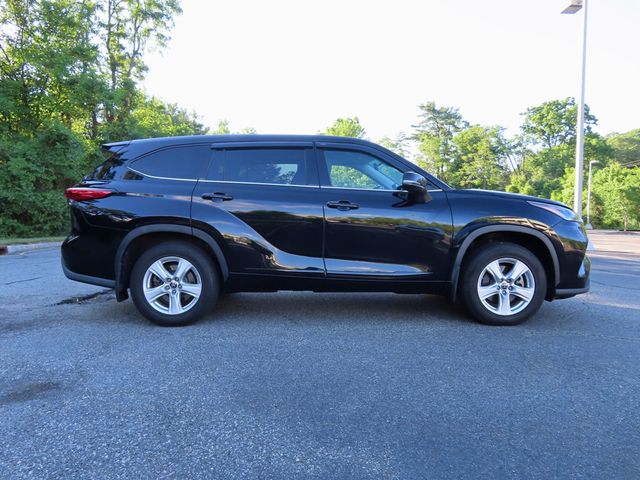 2021 Toyota Highlander L AWD - 23038403 - 15
