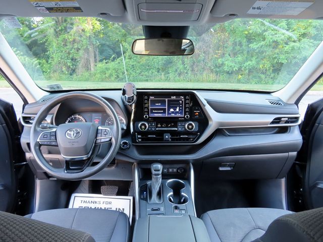2021 Toyota Highlander L AWD - 23038403 - 32