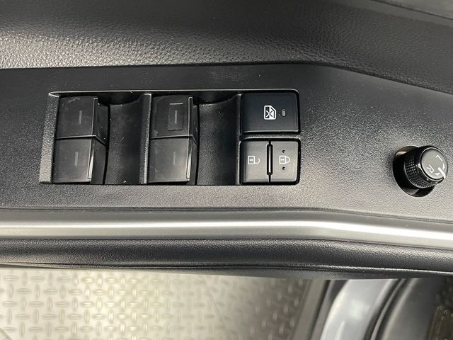 2021 Toyota Highlander L AWD - 22973050 - 17