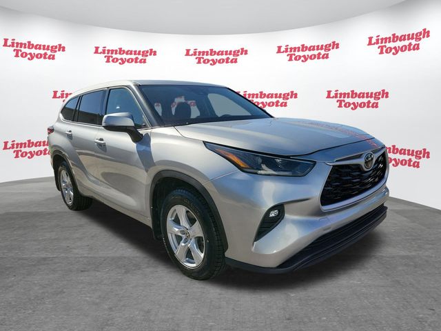 2021 Toyota Highlander LE AWD - 22938113 - 18