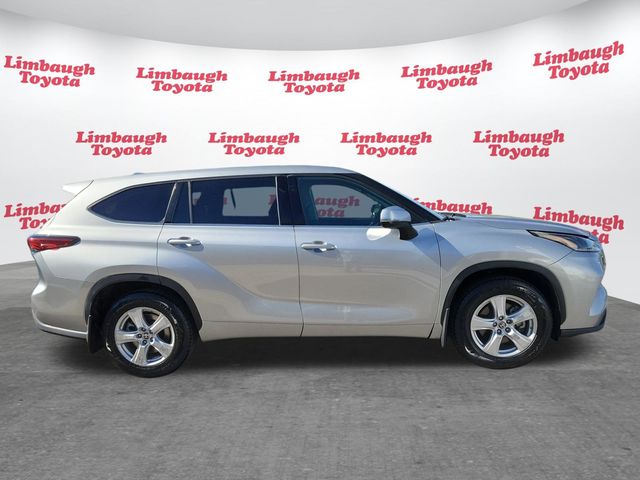2021 Toyota Highlander LE AWD - 22938113 - 1