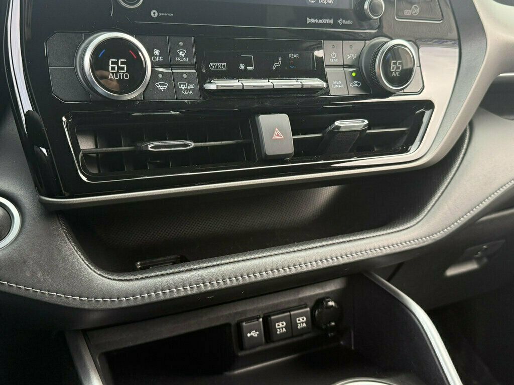 2021 Toyota Highlander LE AWD - 23085065 - 30