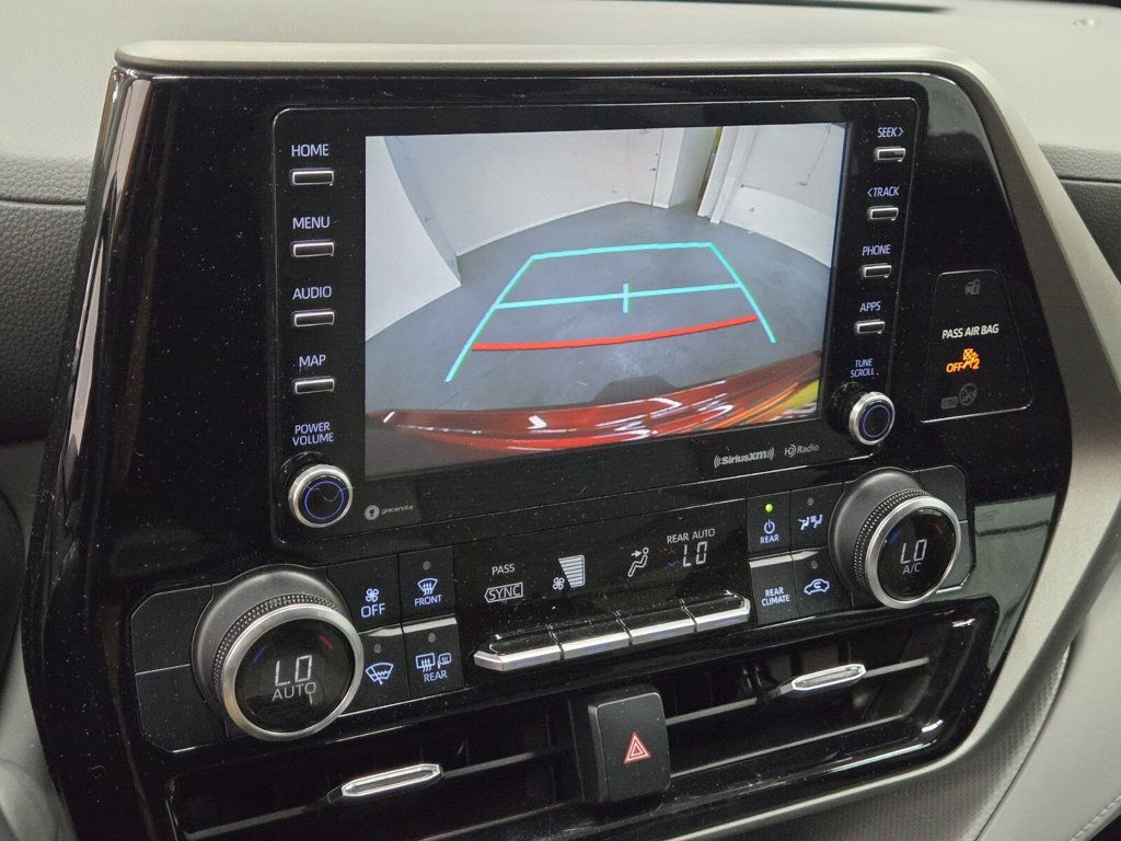 2021 Toyota Highlander LE FWD - 22919170 - 18