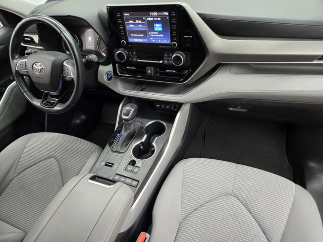 2021 Toyota Highlander LE FWD - 22977482 - 13