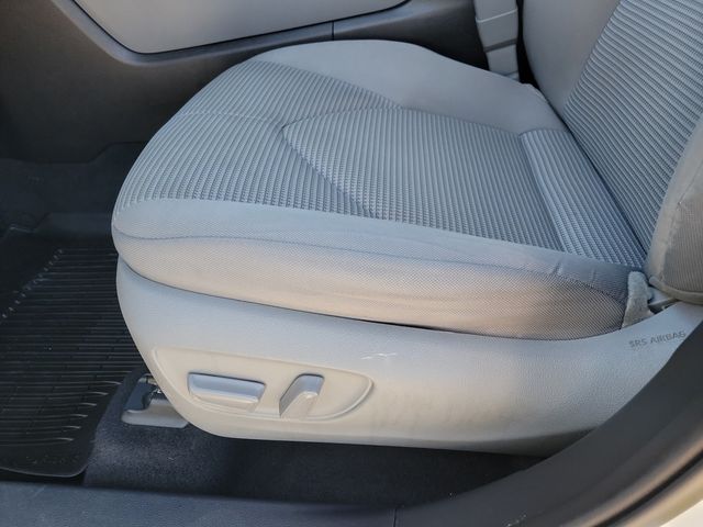 2021 Toyota Highlander LE FWD - 23091039 - 4