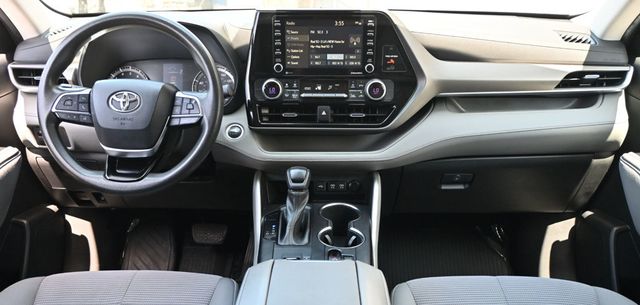 2021 Toyota Highlander L FWD - 23059342 - 10