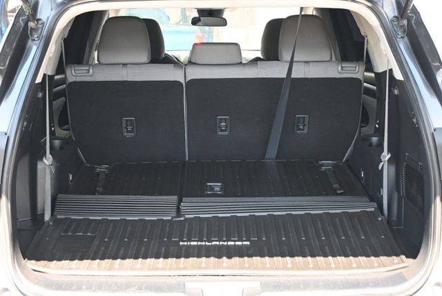 2021 Toyota Highlander L FWD - 23059342 - 22