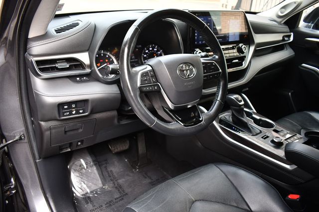 2021 Toyota Highlander Limited AWD - 22963419 - 18