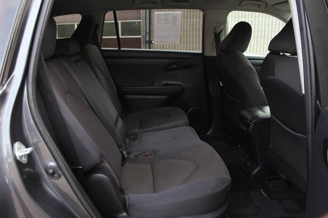 2021 Toyota Highlander ONE OWNER AWD L  - 23041731 - 9