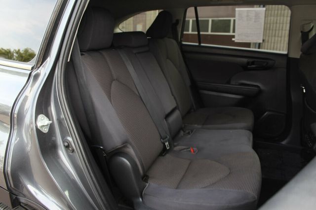2021 Toyota Highlander ONE OWNER AWD L  - 23041731 - 10